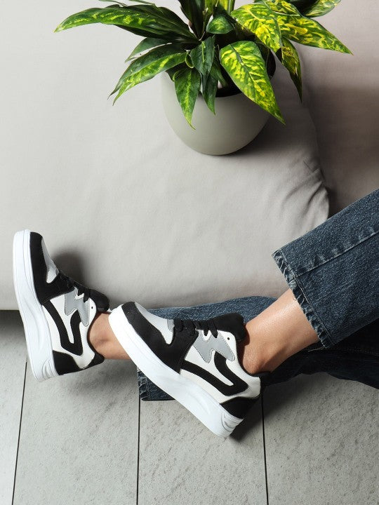 Women Comfort Sneakers
